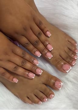 Signature Nail Art & Care